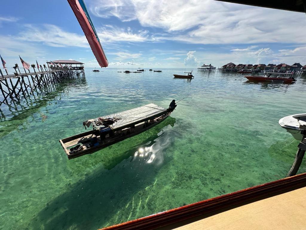 شقة Mabul Backpackers Mabul Island المظهر الخارجي الصورة