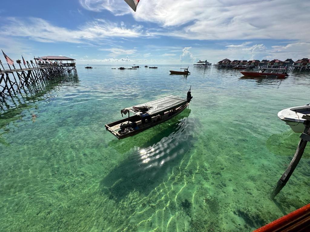 شقة Mabul Backpackers Mabul Island المظهر الخارجي الصورة