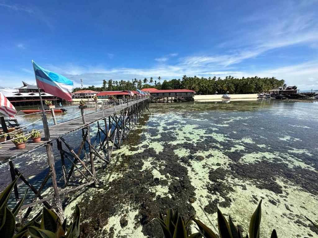 شقة Mabul Backpackers Mabul Island المظهر الخارجي الصورة