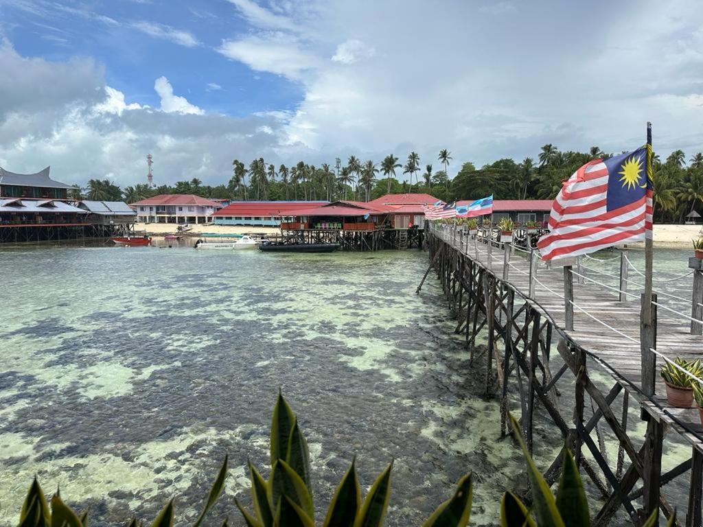 شقة Mabul Backpackers Mabul Island المظهر الخارجي الصورة