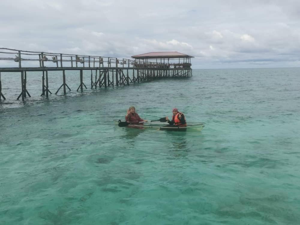 شقة Mabul Backpackers Mabul Island المظهر الخارجي الصورة