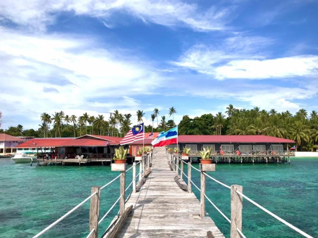 شقة Mabul Backpackers Mabul Island المظهر الخارجي الصورة